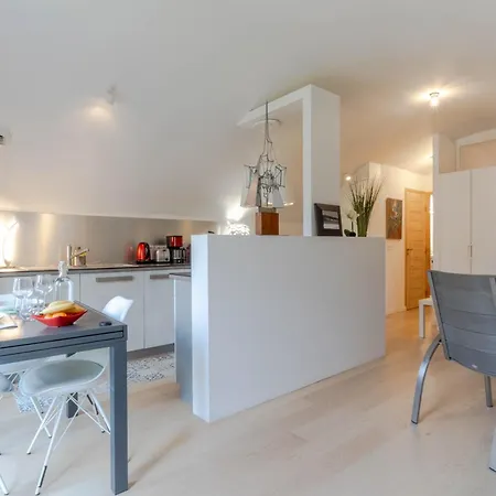 Apartment Eclat 3 Etoiles Parking Gratuit-proche Et Golf-au Calme